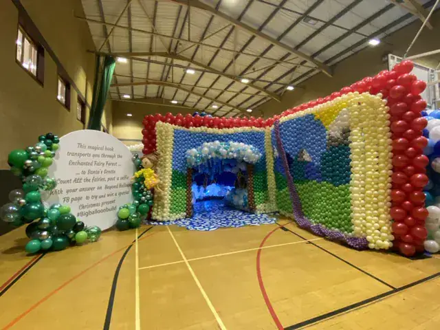 Enchanted Forest Santa's Grotto balloon scene from the Big Balloon Build