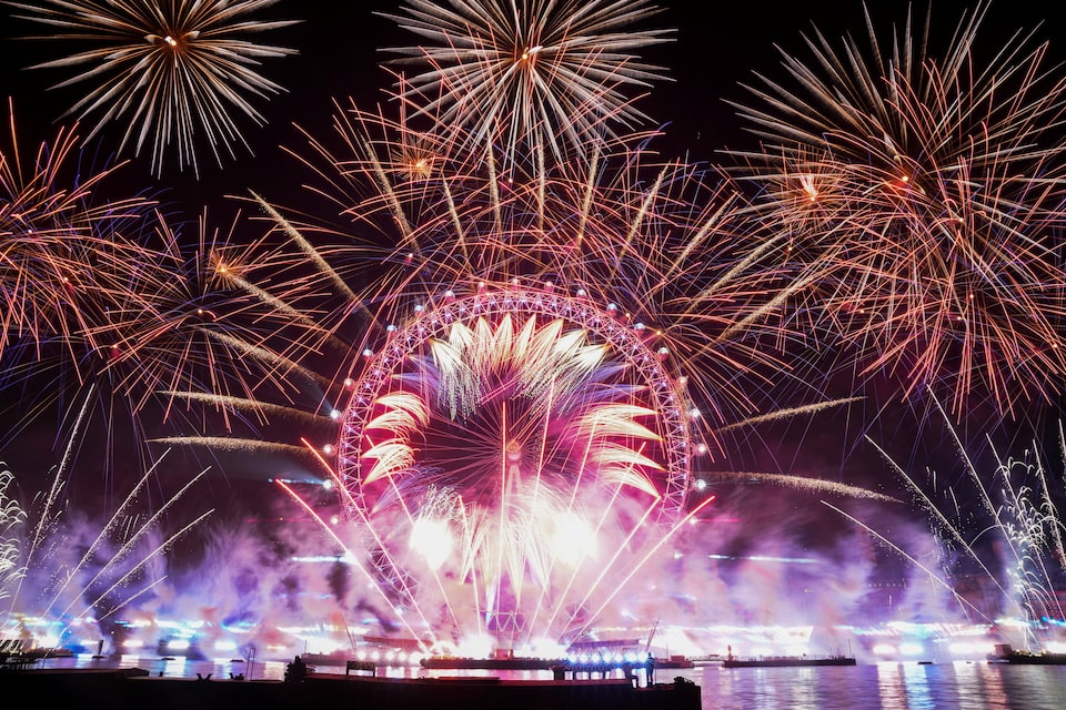 New Year's Eve fireworks lighting up the London Eye