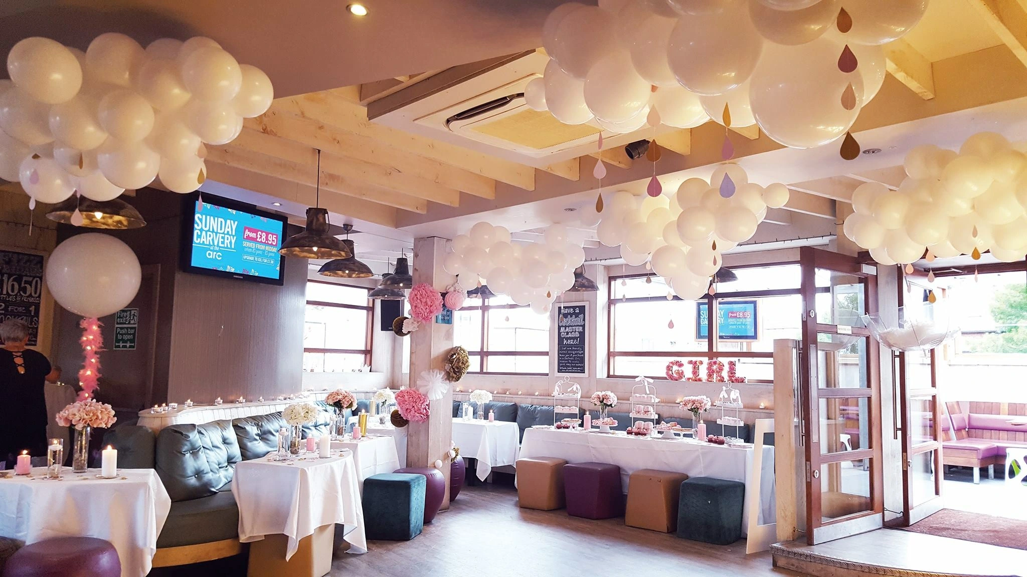 Baby shower balloon setup 11