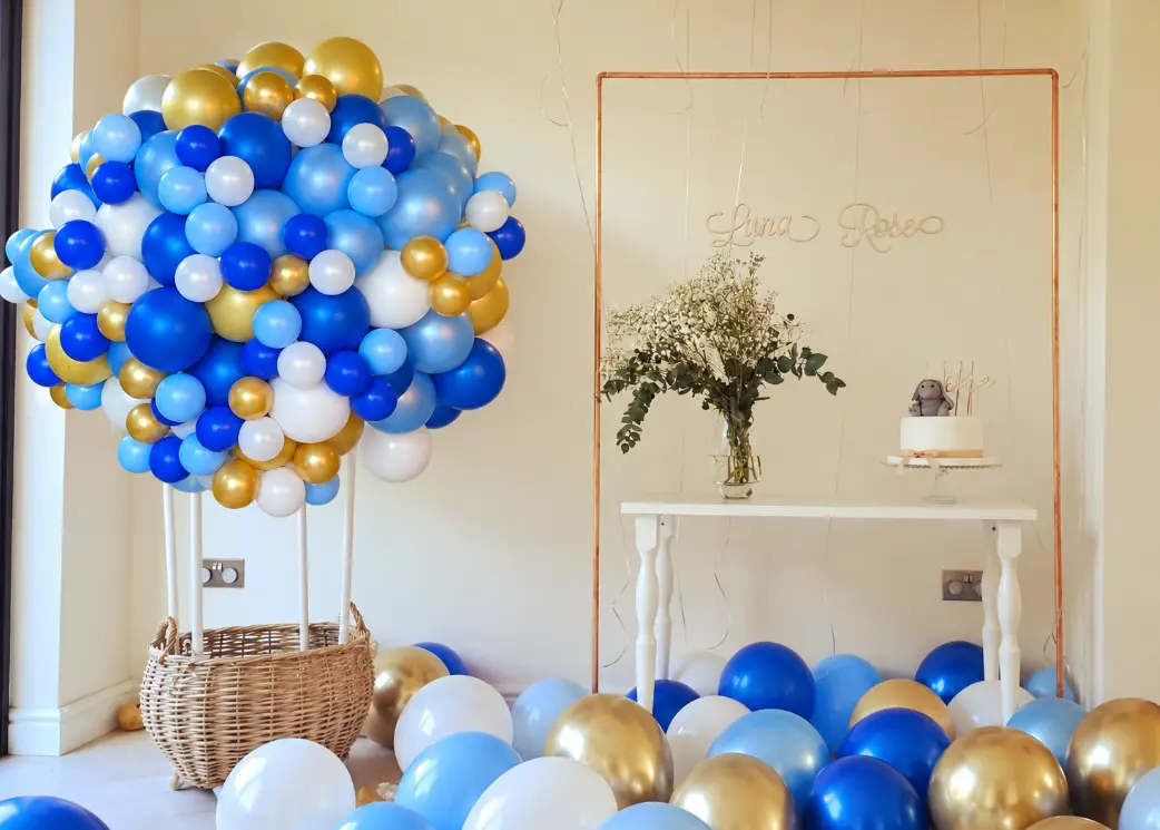 Baby shower balloon setup 4