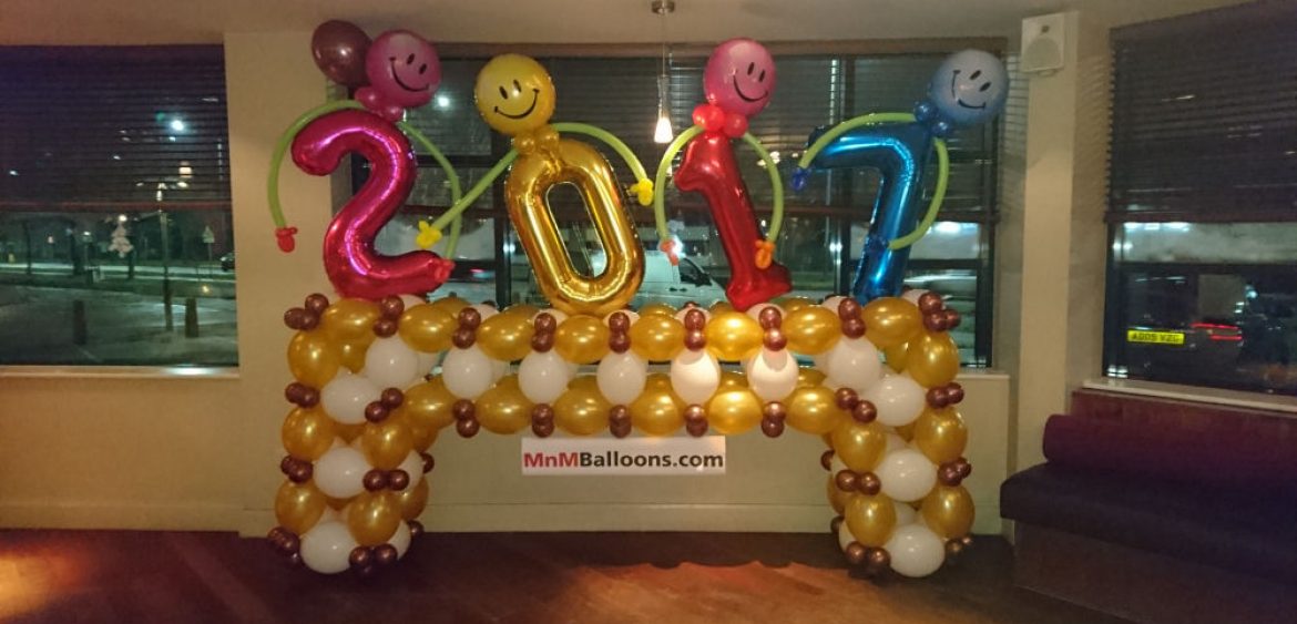 Quick Link Balloon Arch with Foil Numbers