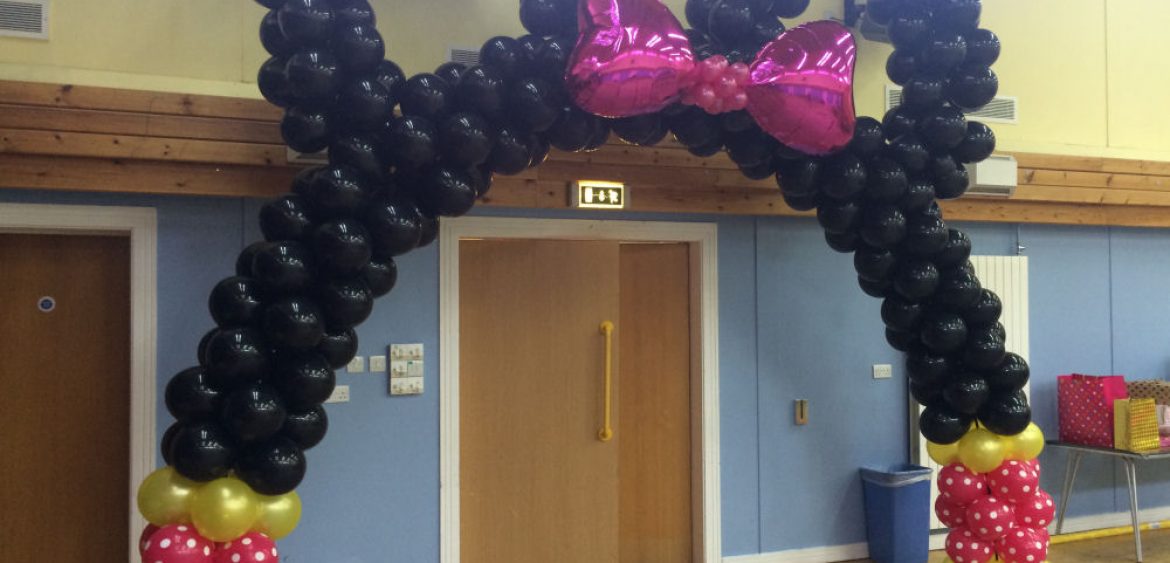 Minnie Mouse Padded Balloon Arch