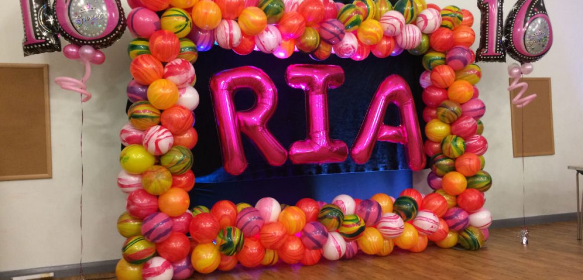 Named Foil Balloon Frame