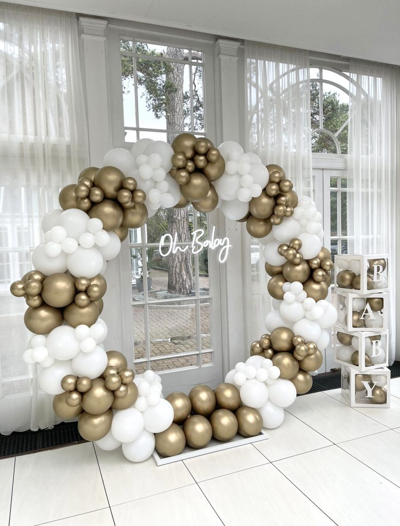 Organic Balloon Ring with Oh baby LED Light