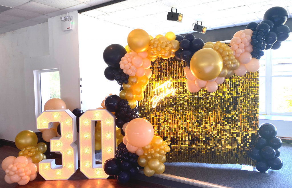 Organic Arch with Shimmer Wall